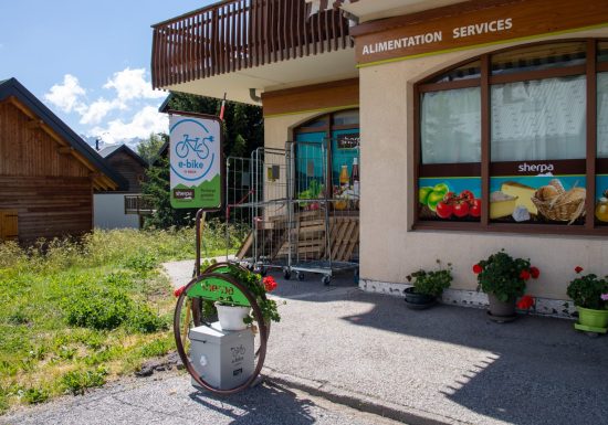 Borne de recharge VAE – Col du Mollard