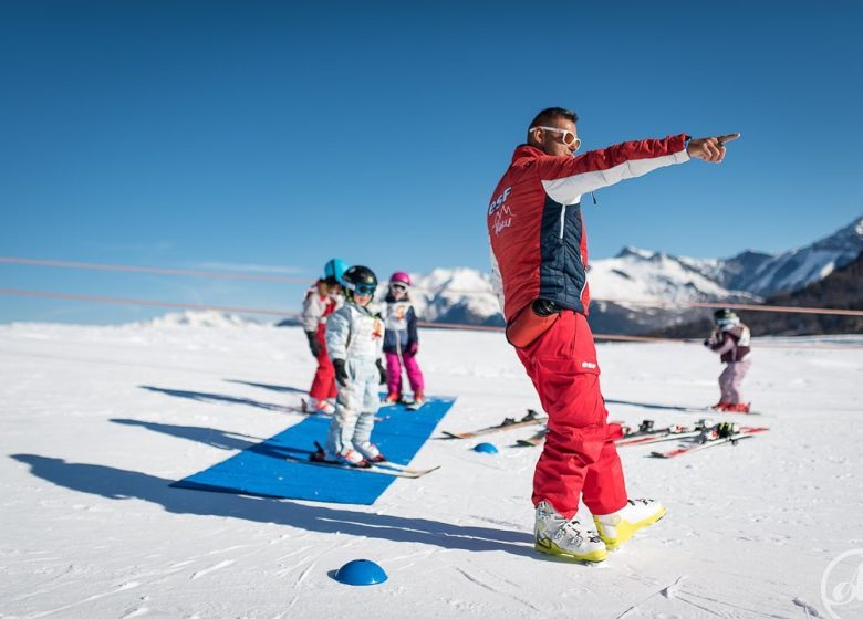 Cours de ski enfant avec l’ESF – Club Piou Piou