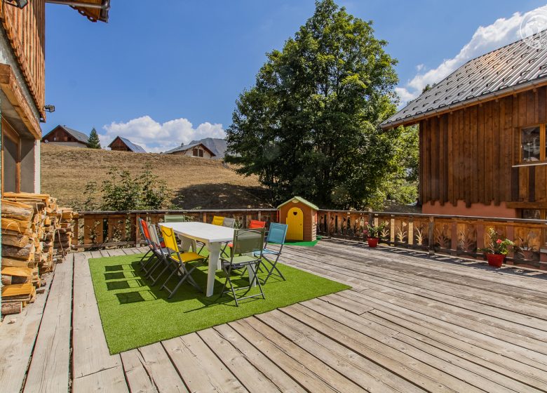 CHALET LE PERCE-NEIGE – LE GRANAIL