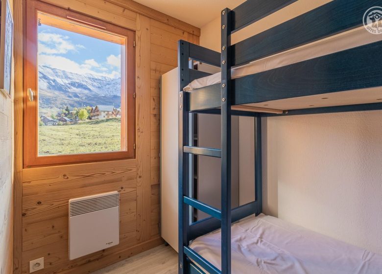 O&rsquo;MIKELY – LE WINNIE