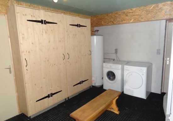 La Grange de Pierre, Chez Charles