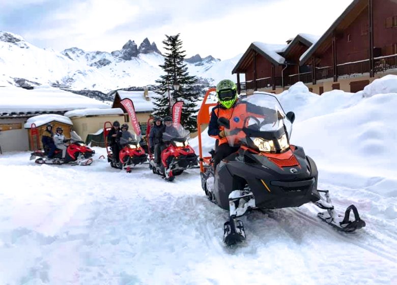 Mustang Sports 1650 – Activités