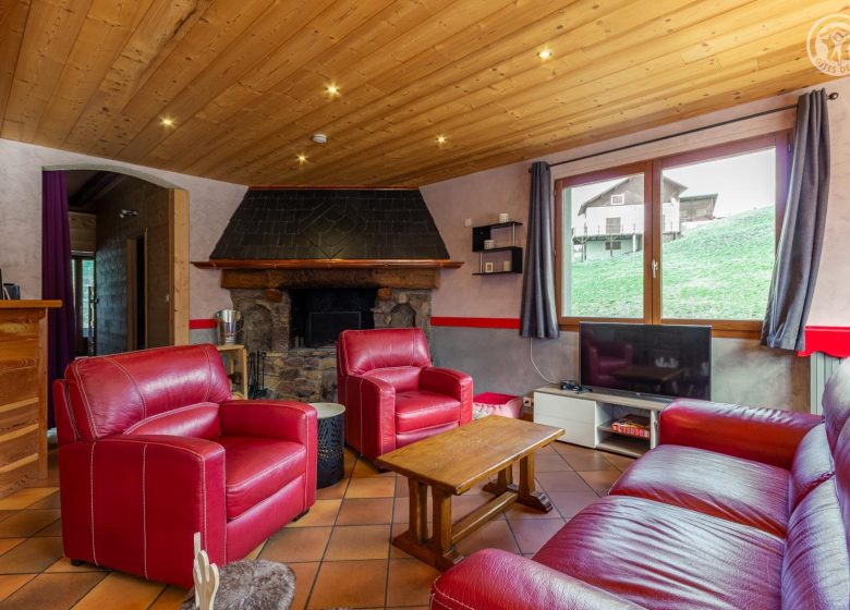 CHALET LE PERCE-NEIGE – LE GRANAIL