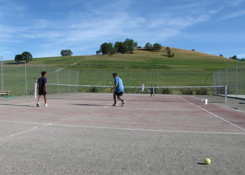 Terrain de tennis