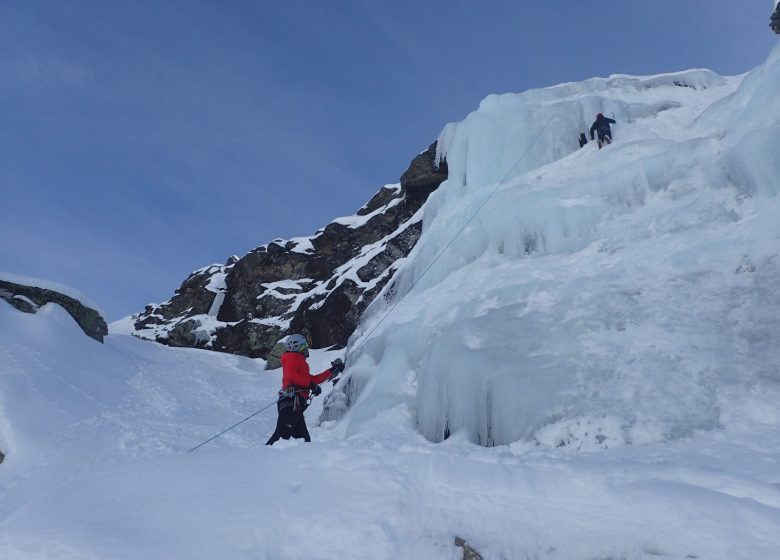Sortie escalade sur glace