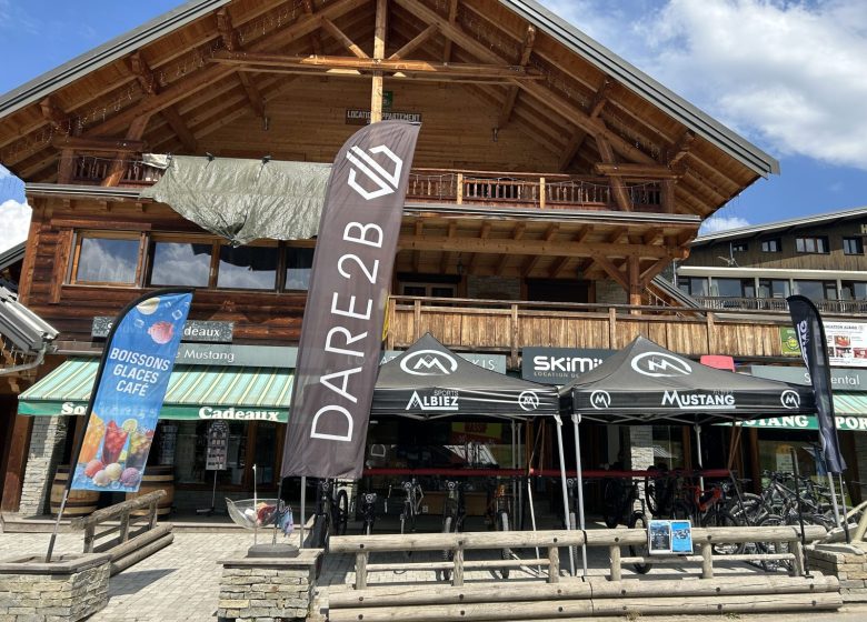 Mustang 1550 Skimium