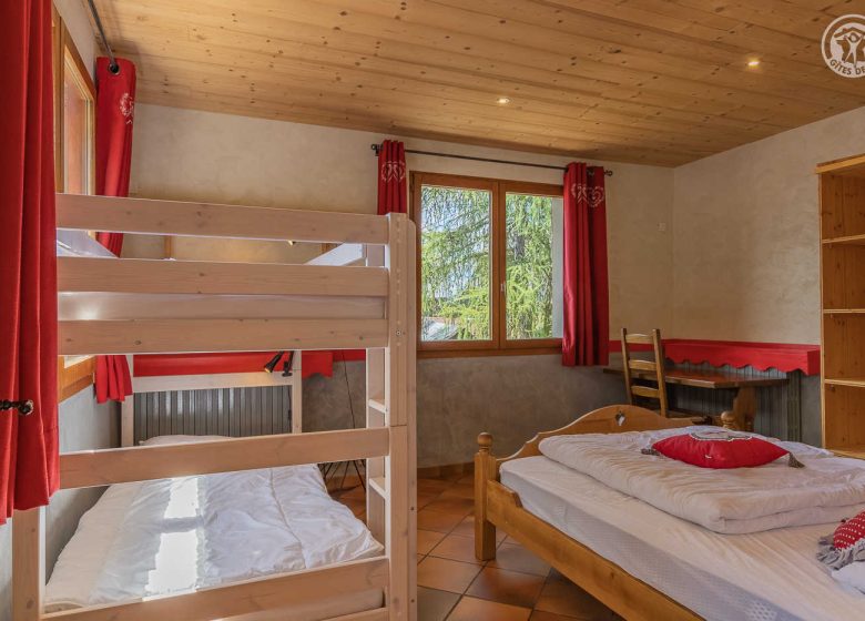 CHALET LE PERCE-NEIGE – LE GRANAIL