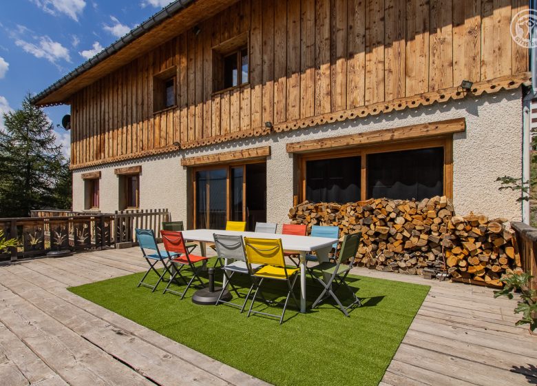 CHALET LE PERCE-NEIGE – LE GRANAIL