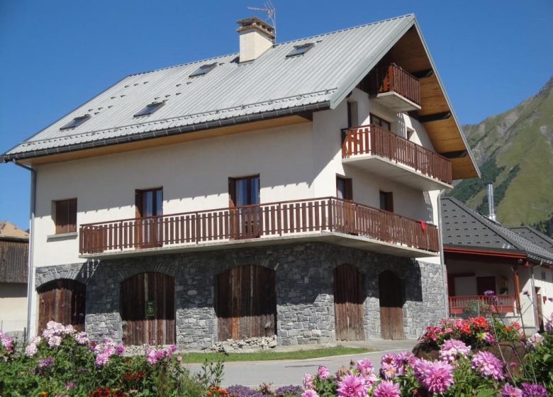 Constantin Joel – Gîte 2.