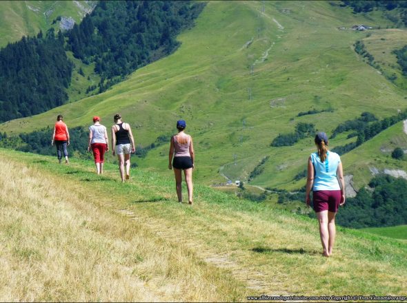 Marche consciente adaptée à la randonnée
