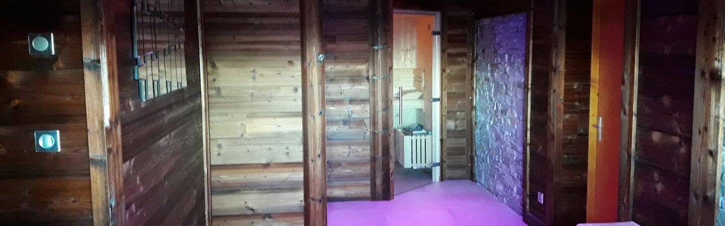 WE Duo eskimo – motoneige, spa et résidence