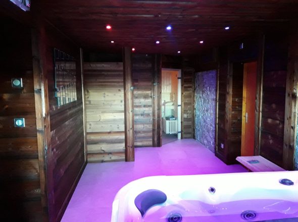 WE Duo eskimo – motoneige, spa et résidence