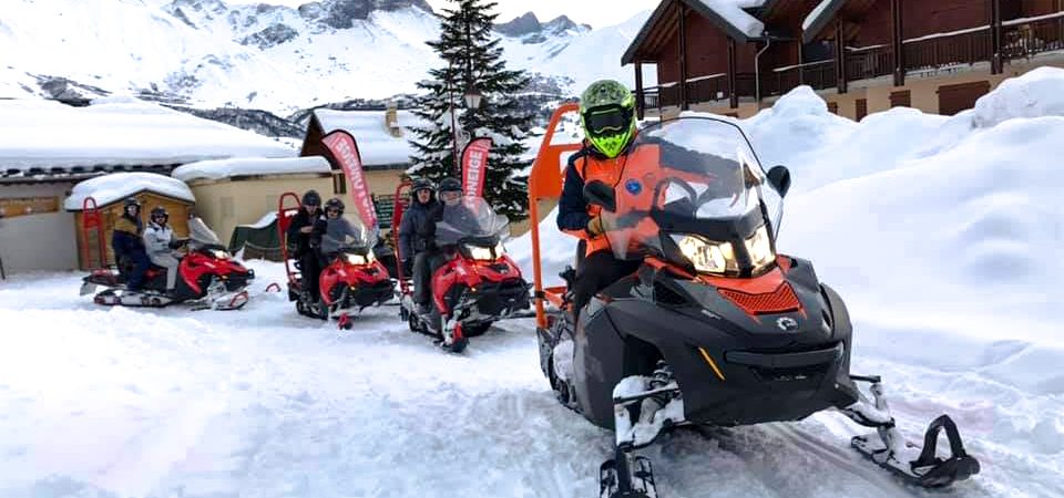 Mustang Sports 1650 – Activités