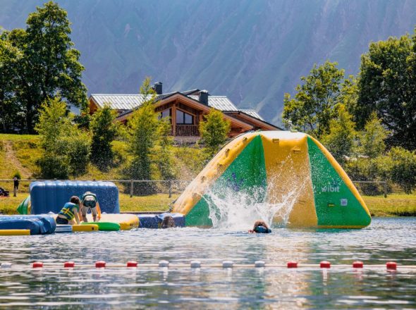 Plan d’eau et baignade du Col du Mollard