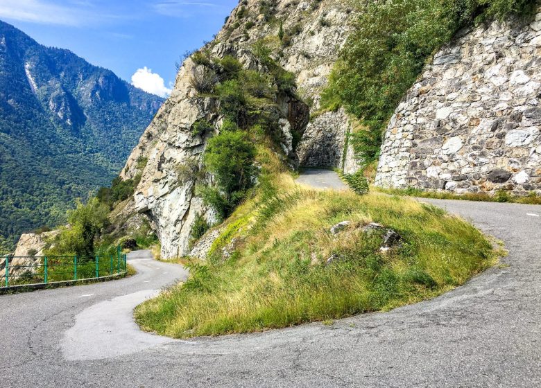 Boucle des lacets de Montvernier en VAE