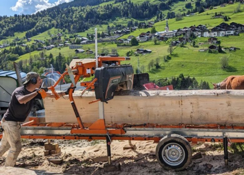 Démonstrations outils de la filière bois : Kubon : un jeu d&rsquo;enfant de l&rsquo;arbre à la cabane – volet 1 : sciage en forêt