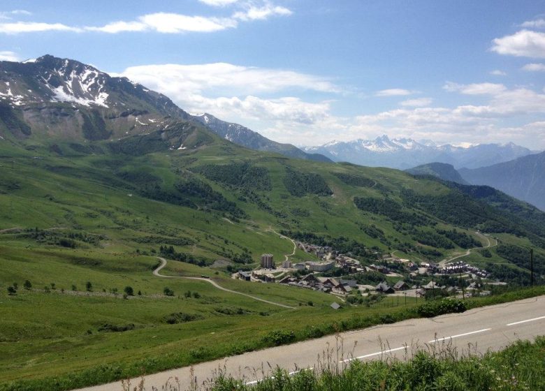 Montée cyclo du Col de la Madeleine versant Maurienne