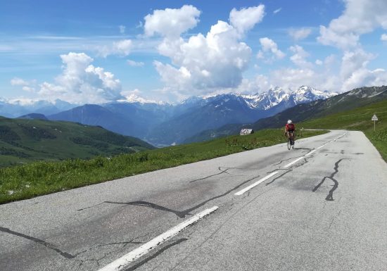 Montée cyclo du Col de la Madeleine versant Maurienne