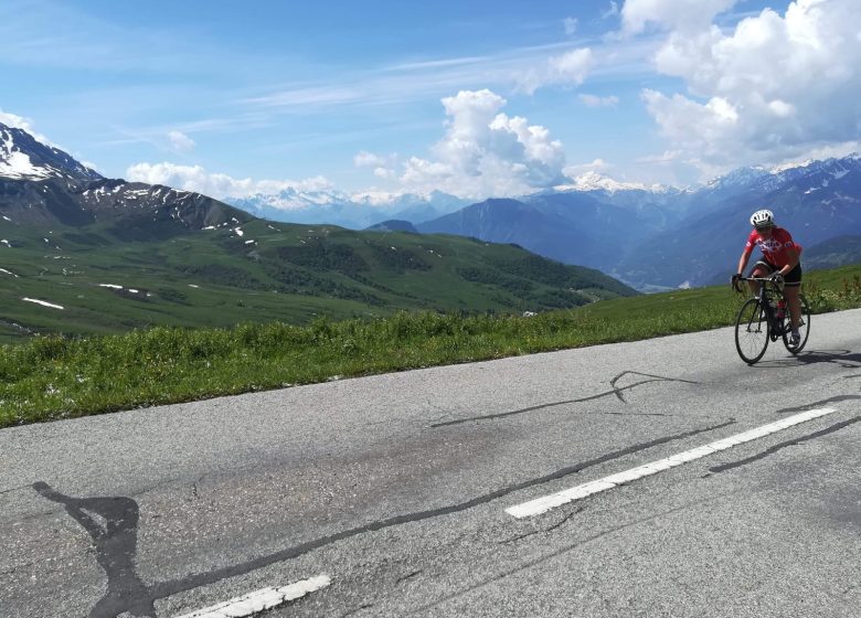 Montée cyclo du Col de la Madeleine versant Maurienne