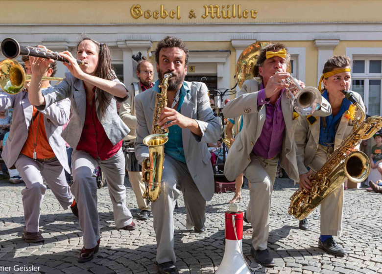 Concert Fanfare SopaLoca – Spectacle Est Dans La Rue