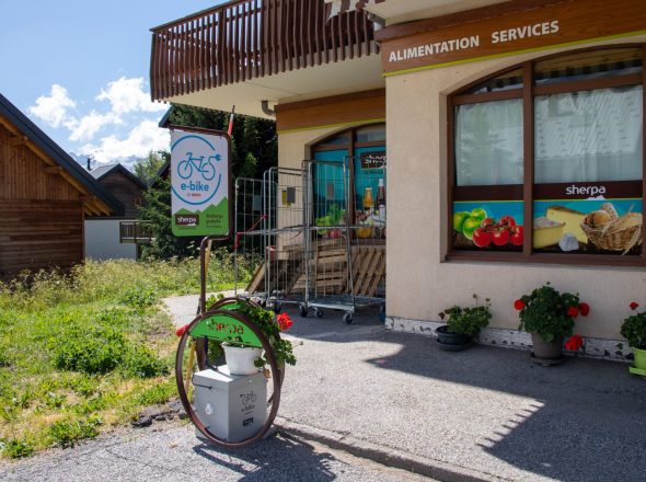 Borne de recharge VAE – Col du Mollard