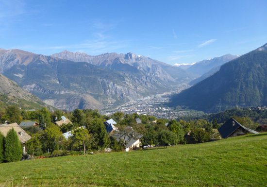 Les Bottières par Les Léchères et le Frégny