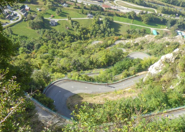 Montée au Col de la Madeleine