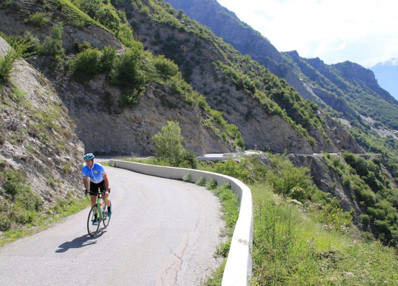 Montée à Montdenis