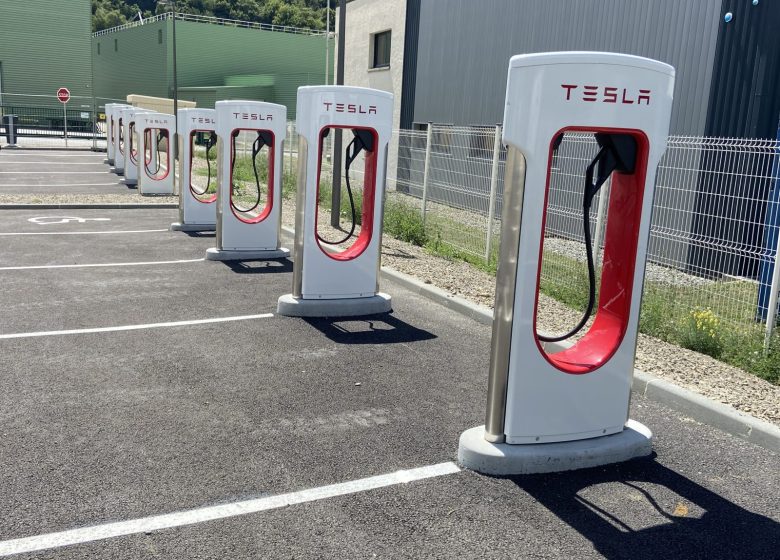 Borne de recharge Tesla
