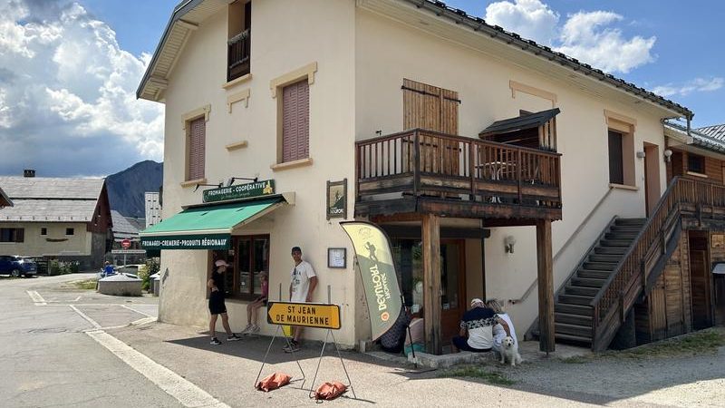 Fromagerie « Aux producteurs savoyards » – Albiez