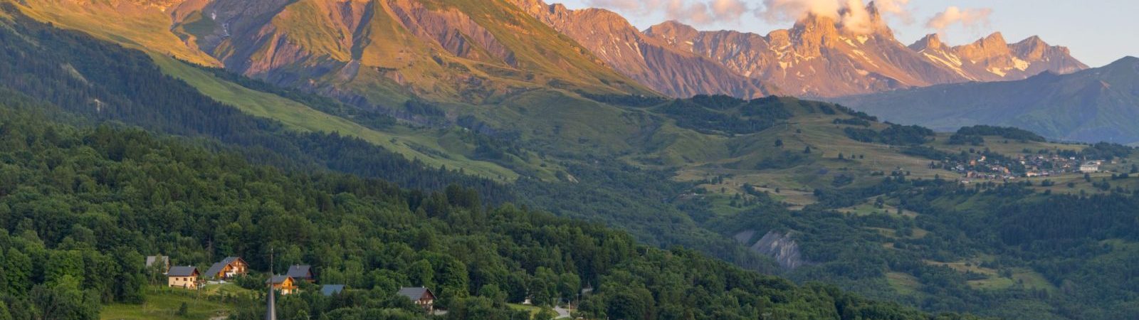 Montée au Col de la Confrérie
