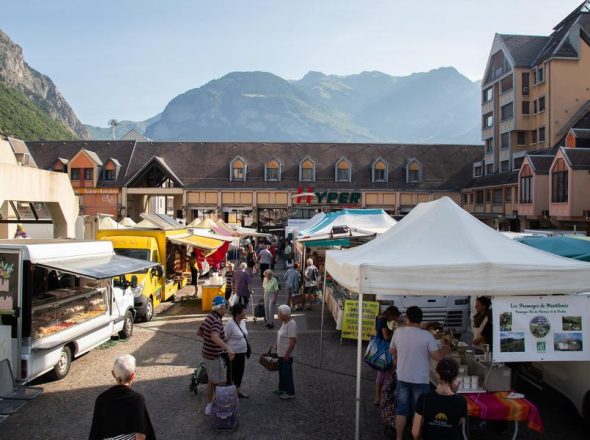 Marché de Saint-Jean-de-Maurienne