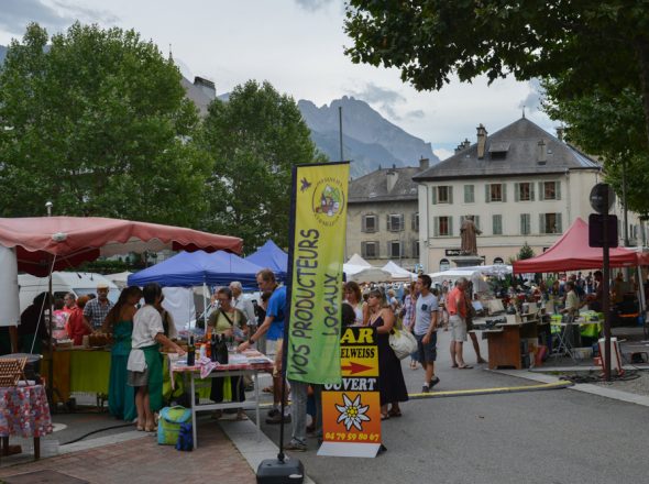 Petit Marché de Saint-Jean-de-Maurienne