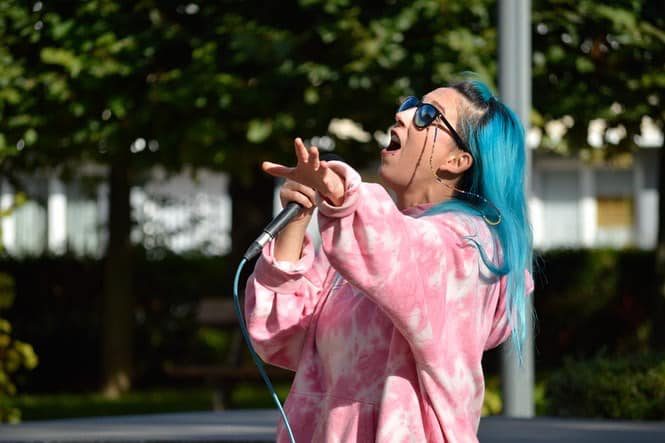 Concert Lundi P(art)enthèse – Mina Blue