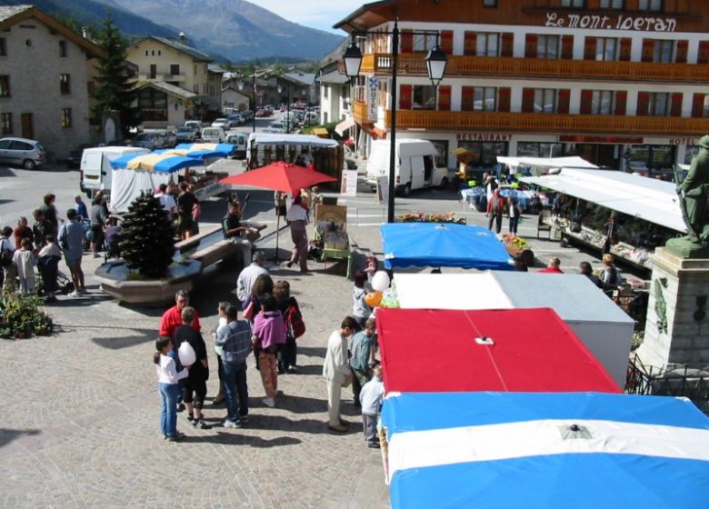 Petit marché touristique