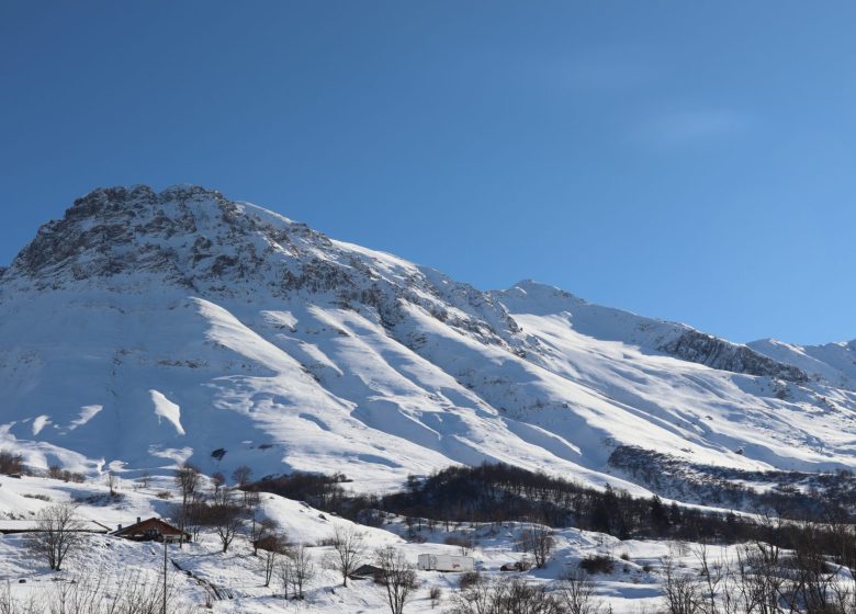 Montée aux Aplanes