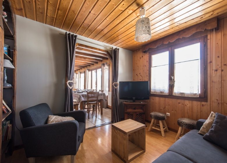 Gîte cocooning avec jolie vue – station de ski familiale en Savoie, Albiez Montrond