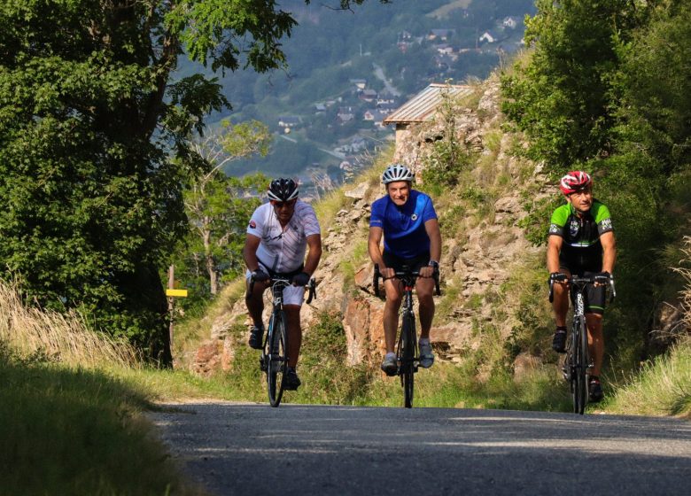 Montée au Col du Sapey, par St Julien Mont Denis