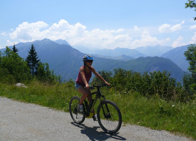 Montée au Col du Sapey, par St Julien Mont Denis