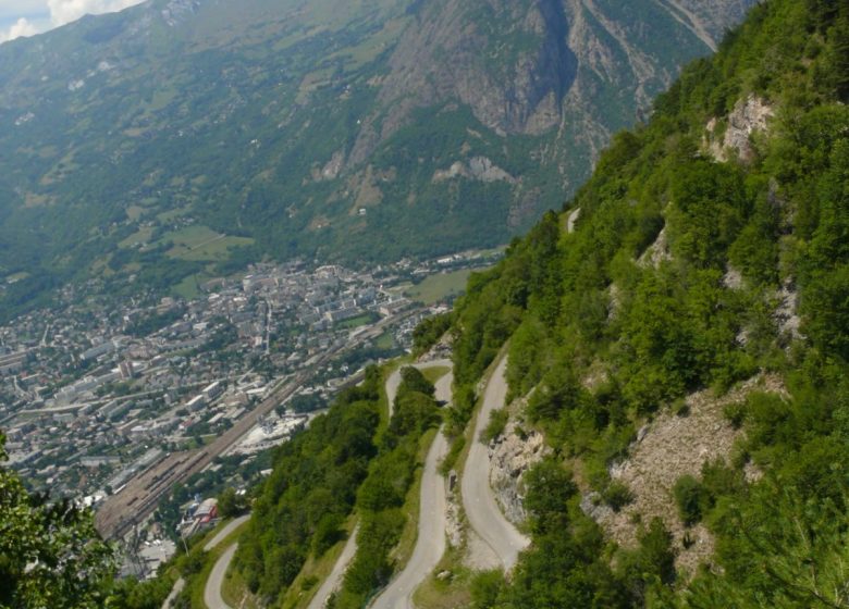 Montée au Col du Sapey, par St Julien Mont Denis