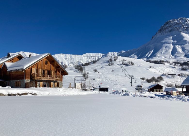 Le Zénith – Chalet face aux pistes de la station charme Albiez Montrond Savoie