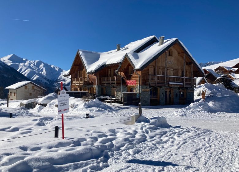 Le Zénith – Chalet face aux pistes de la station charme Albiez Montrond Savoie