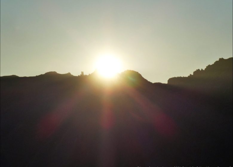 Rando lever du soleil aux Aiguilles