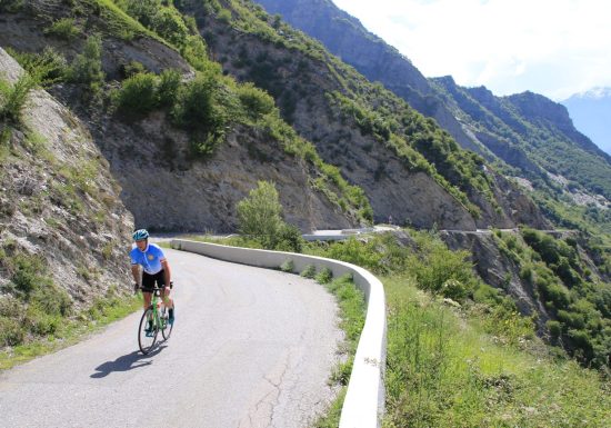 Montée à Montdenis