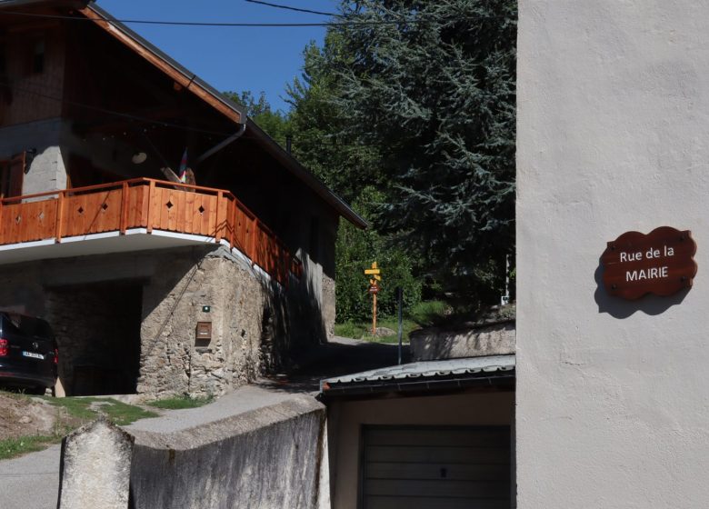 Tour des villages de Montvernier