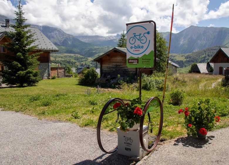 Borne de recharge VAE – Col du Mollard