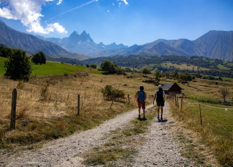 Tour des Aiguilles d’Arves