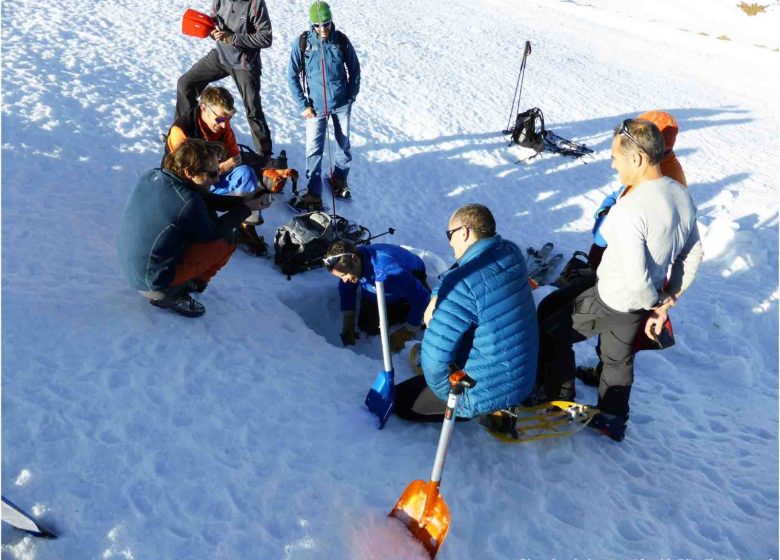 ANENA Comprendre la trace rando raquettes Maurienne niv.1 1 jour