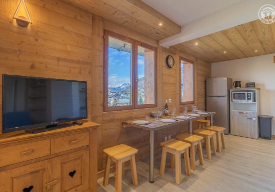 O’MIKELY – LE WINNIE