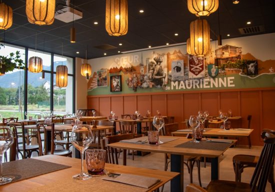 La table et l&rsquo;ardoise – Restaurant de l&rsquo;hôtel Cœur de Maurienne by Best Western